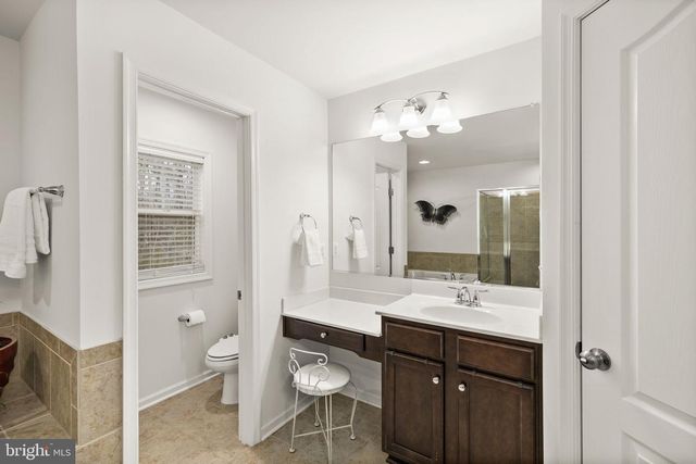 345 LONG MEADOW DR, Fredericksburg, VA 22406