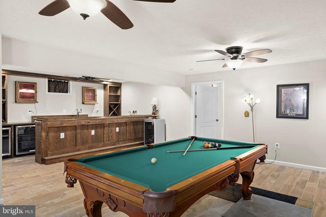 345 LONG MEADOW DR, Fredericksburg, VA 22406