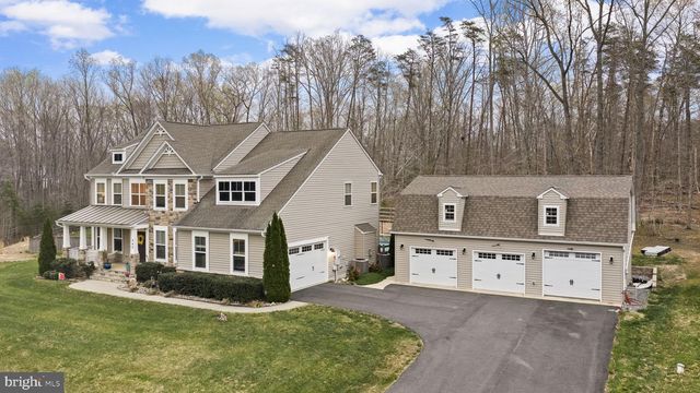 345 LONG MEADOW DR, Fredericksburg, VA 22406