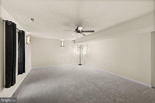 345 LONG MEADOW DR, Fredericksburg, VA 22406
