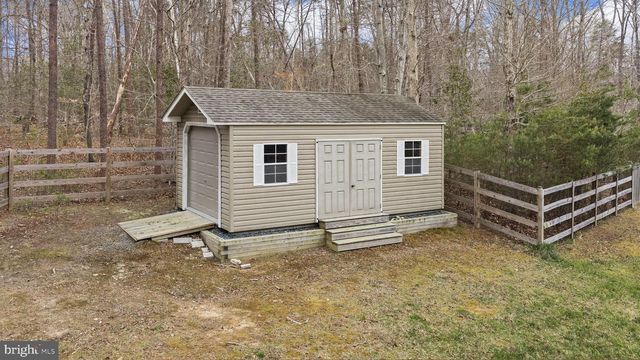 345 LONG MEADOW DR, Fredericksburg, VA 22406