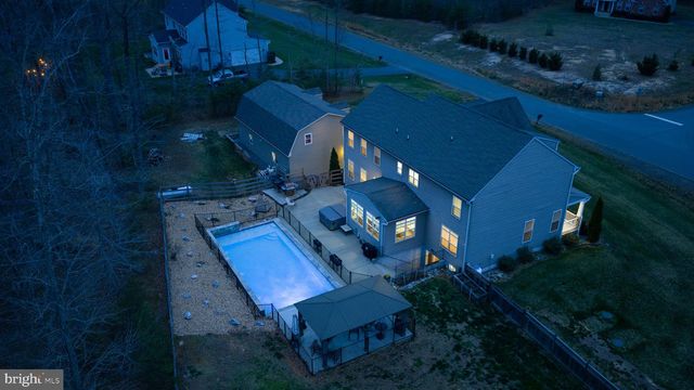 345 LONG MEADOW DR, Fredericksburg, VA 22406