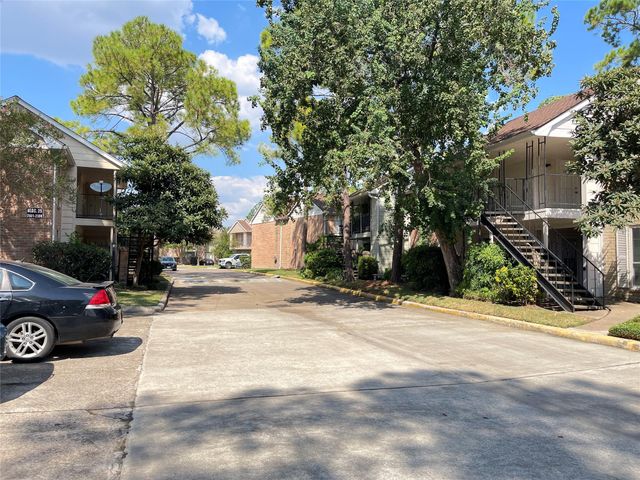 2800 Jeanetta Street 2204, Houston, TX 77063