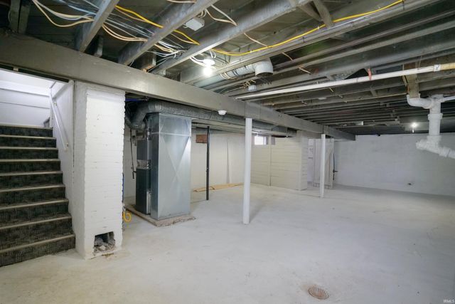 2429 Fredrickson Street, South Bend, IN 46628