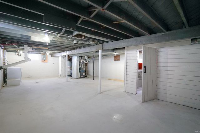 2429 Fredrickson Street, South Bend, IN 46628