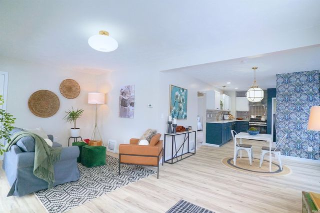 2429 Fredrickson Street, South Bend, IN 46628