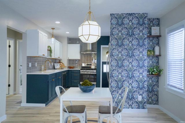 2429 Fredrickson Street, South Bend, IN 46628