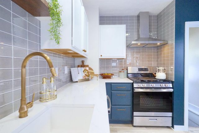 2429 Fredrickson Street, South Bend, IN 46628