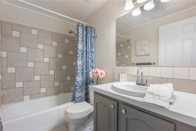 4023 Loop Drive, Englewood, OH 45322