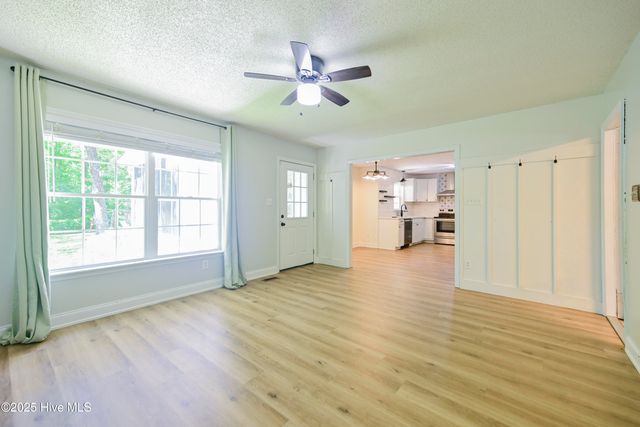 159 Dockside Drive, Jacksonville, NC 28546