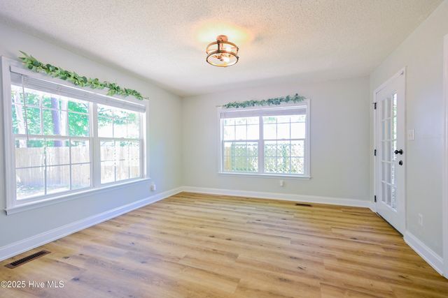 159 Dockside Drive, Jacksonville, NC 28546