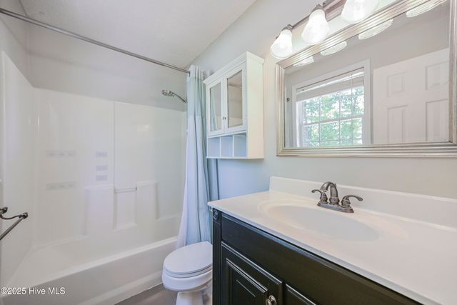 159 Dockside Drive, Jacksonville, NC 28546