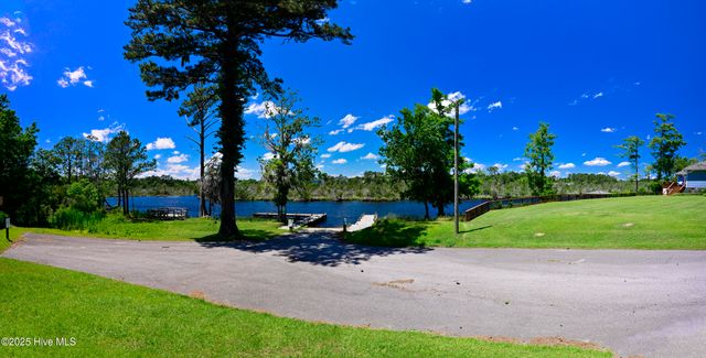 159 Dockside Drive, Jacksonville, NC 28546