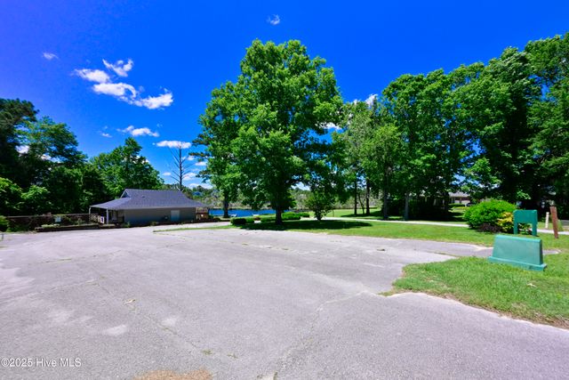 159 Dockside Drive, Jacksonville, NC 28546