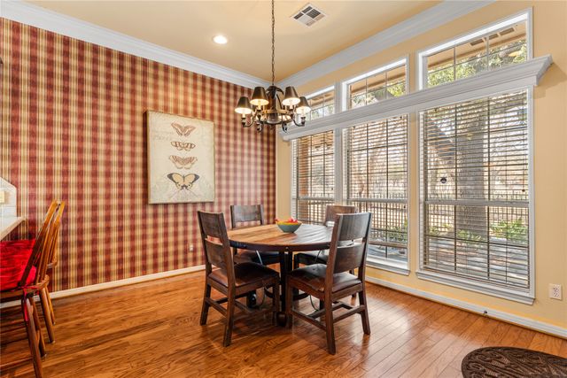 201 Cobblestone Lane, Crawford, TX 76638