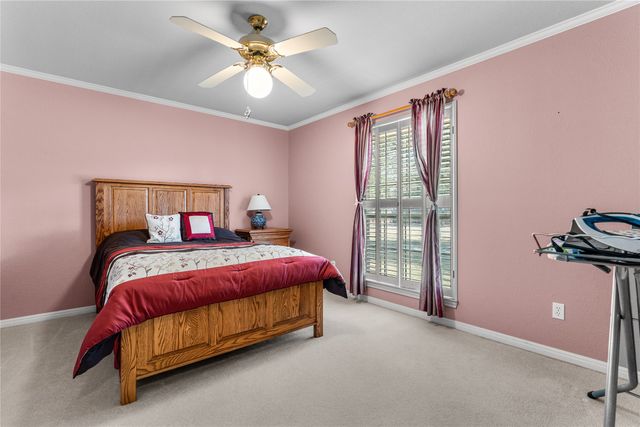 201 Cobblestone Lane, Crawford, TX 76638