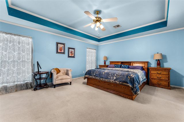 201 Cobblestone Lane, Crawford, TX 76638