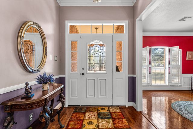 201 Cobblestone Lane, Crawford, TX 76638