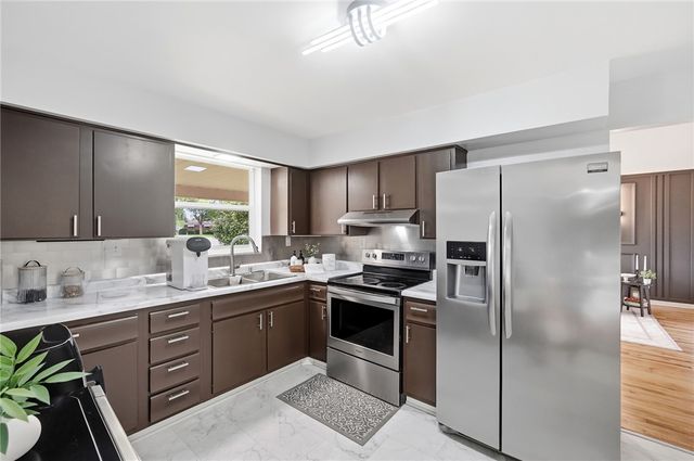 3334 Carlin Drive, West Carrollton, OH 45449