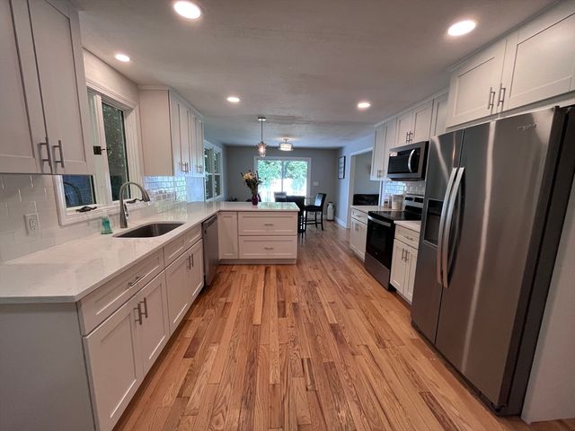 26 Alpine Ave, Methuen, MA 01844