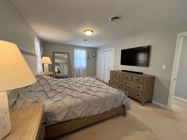 26 Alpine Ave, Methuen, MA 01844