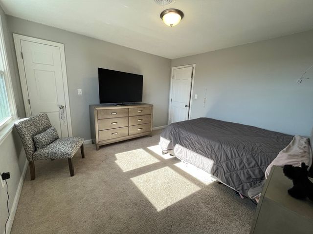 26 Alpine Ave, Methuen, MA 01844