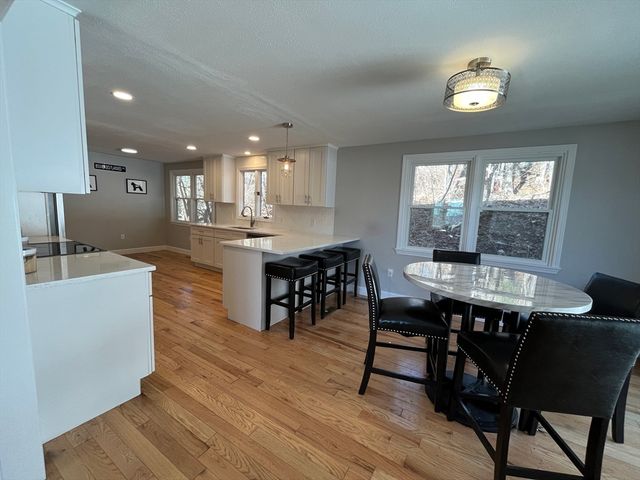 26 Alpine Ave, Methuen, MA 01844