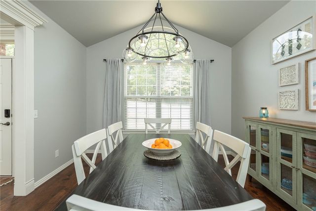 7 Stratfield Lane, Bella Vista, AR 72714