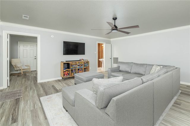 7 Stratfield Lane, Bella Vista, AR 72714