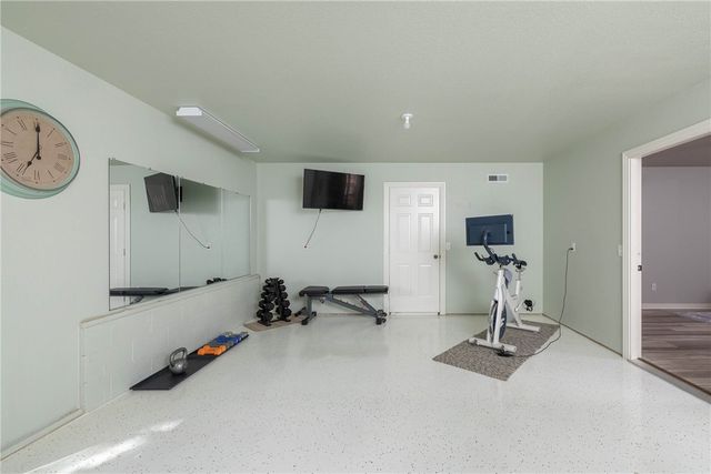 7 Stratfield Lane, Bella Vista, AR 72714