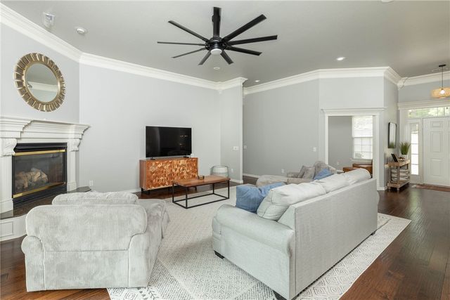 7 Stratfield Lane, Bella Vista, AR 72714