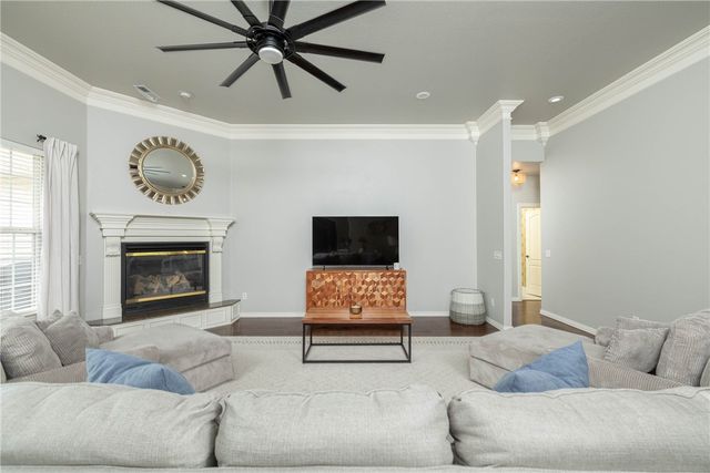 7 Stratfield Lane, Bella Vista, AR 72714