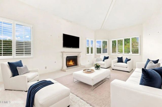 12675 Misty Grove Street, Moorpark, CA 93021