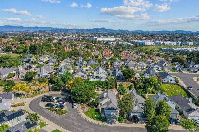 1826 Via Quinto, Oceanside, CA 92056