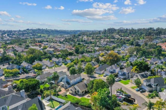 1826 Via Quinto, Oceanside, CA 92056