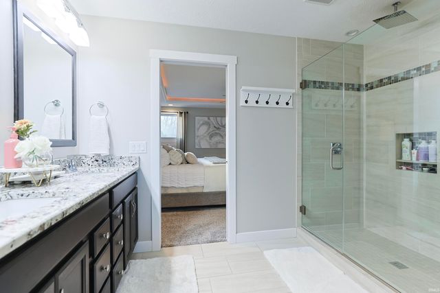 709 W Shore Drive, Osceola, IN 46561