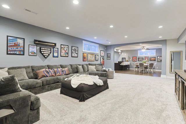 709 W Shore Drive, Osceola, IN 46561