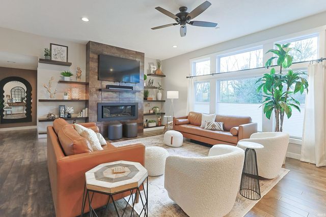 709 W Shore Drive, Osceola, IN 46561