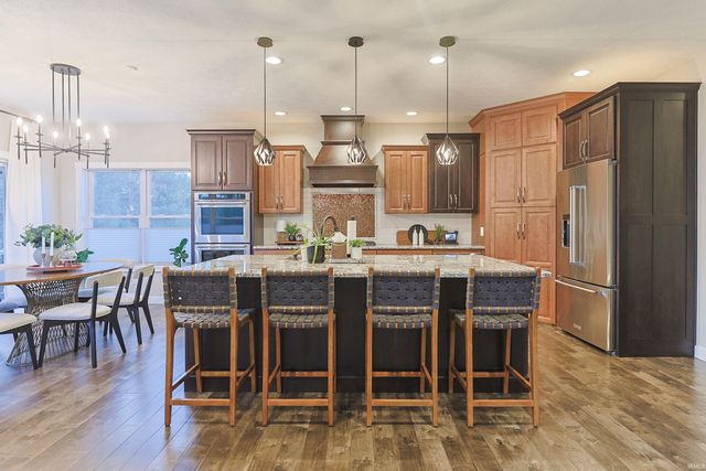 709 W Shore Drive, Osceola, IN 46561