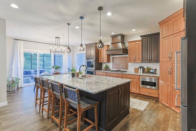 709 W Shore Drive, Osceola, IN 46561