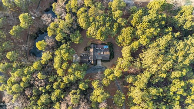 750 Lake Dornoch Drive, Pinehurst, NC 28374