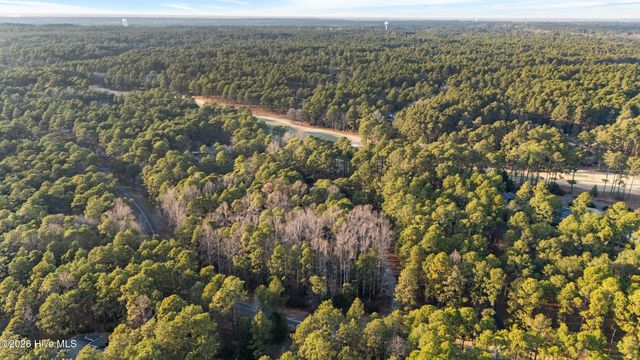 750 Lake Dornoch Drive, Pinehurst, NC 28374