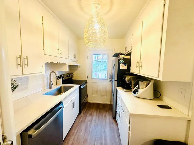 936 Lansing Drive D, Mount Pleasant, SC 29464