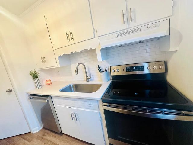 936 Lansing Drive D, Mount Pleasant, SC 29464