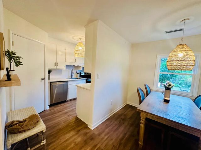 936 Lansing Drive D, Mount Pleasant, SC 29464