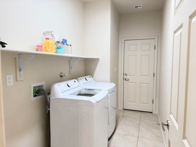 2044 Cougar Run Court SE, Albuquerque, NM 87123