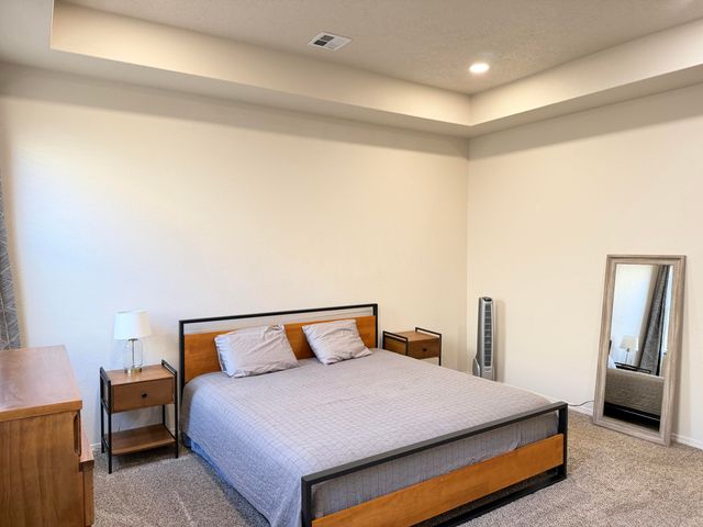 2044 Cougar Run Court SE, Albuquerque, NM 87123