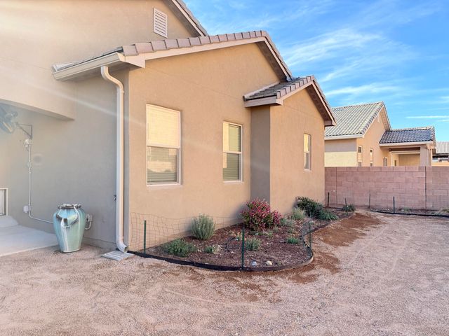 2044 Cougar Run Court SE, Albuquerque, NM 87123