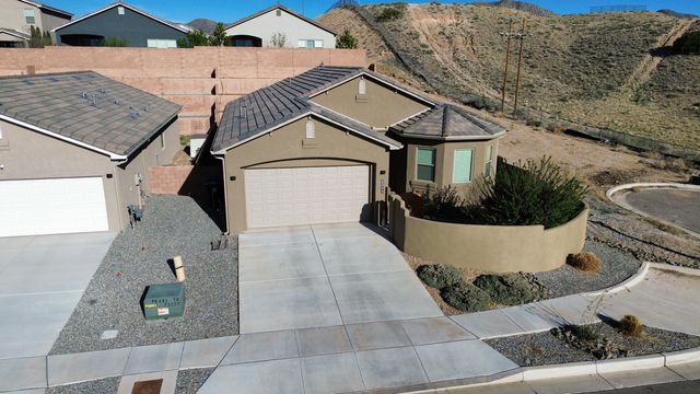 2044 Cougar Run Court SE, Albuquerque, NM 87123