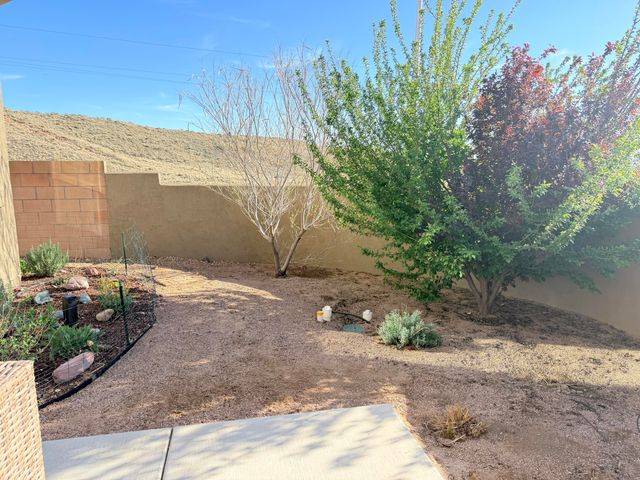 2044 Cougar Run Court SE, Albuquerque, NM 87123